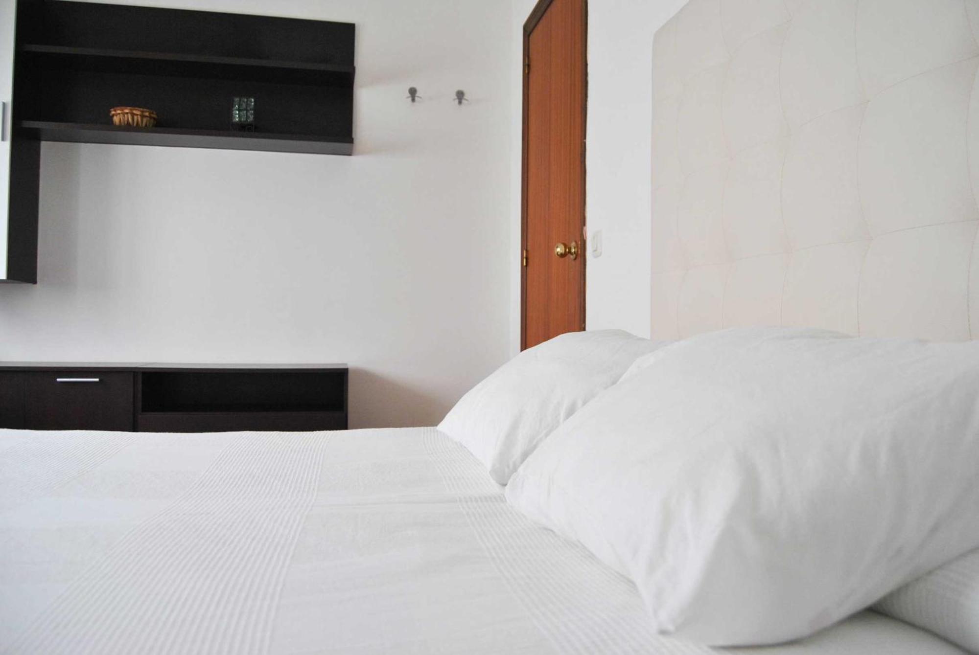 Apartment Wall Center - Aloha Sevilla Ngoại thất bức ảnh
